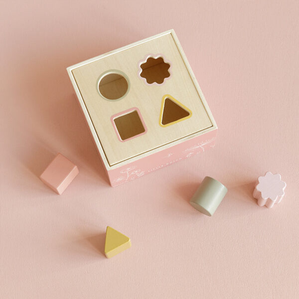 Little Dutch - Wooden Shape Sorter - Image 5